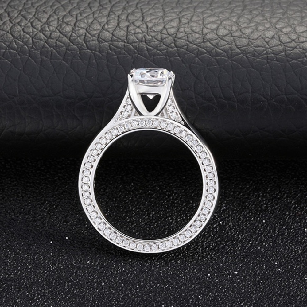 The Avanti | 2ct Pavé Solitaire Wedding Ring